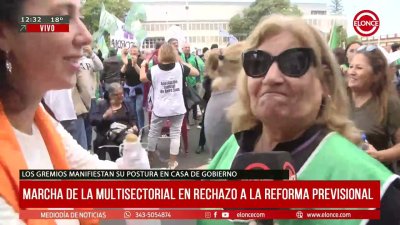 La Multisectorial en Defensa de la Caja se moviliz&oacute; en contra de la reforma previsional